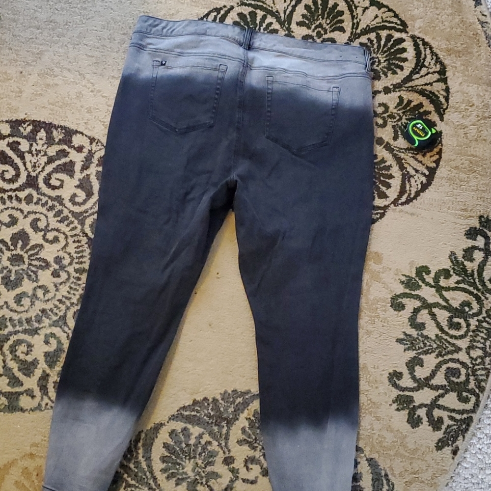 Jeans - Picture 5 of 6